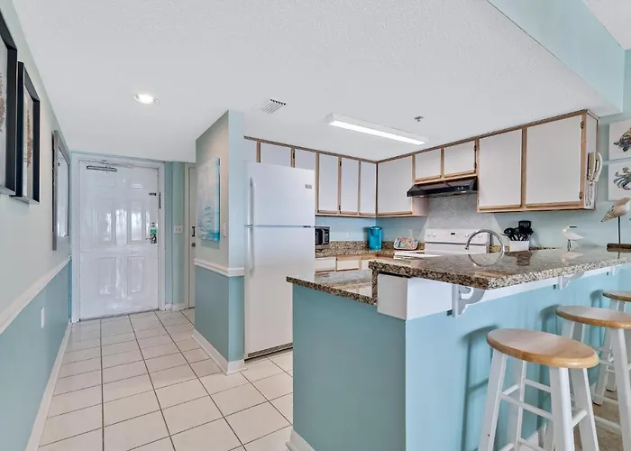 Tropical Winds 403: Beachfront Oasis With Pool And Fitness Holiday home Gulf Shores